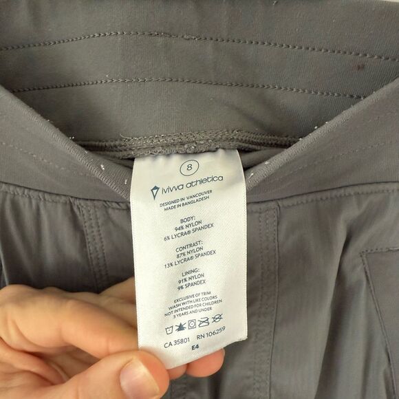 Ivivva by Lululemon Ruched Cropped Pants in Grey | Size 8 Girls - Picture 4 of 4